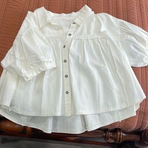 Boutique top. Ces Femme brand